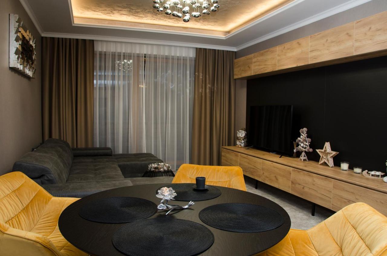 Apartmany Prestige ドノヴァリ エクステリア 写真