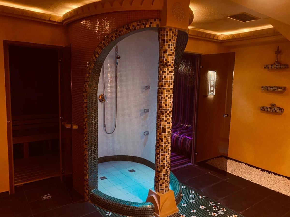 Apartmany Prestige ドノヴァリ エクステリア 写真