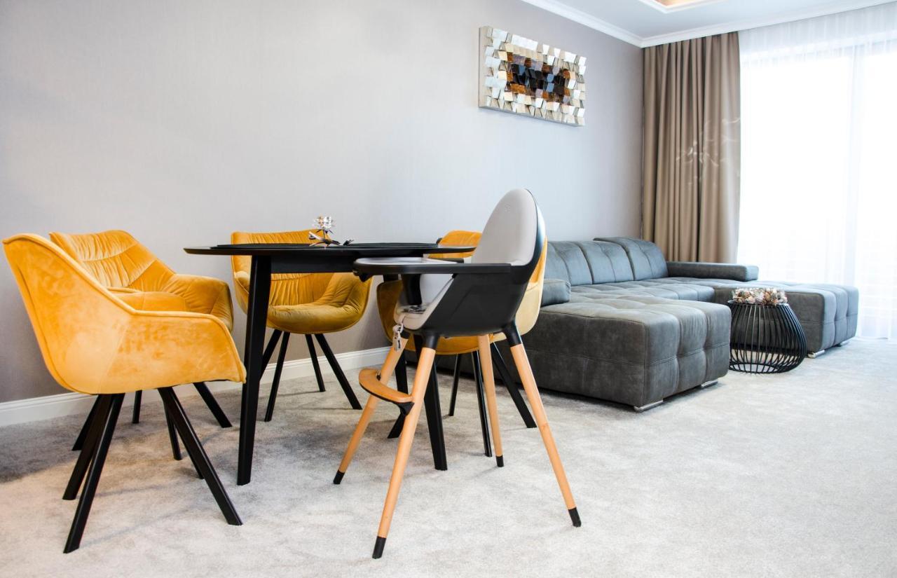 Apartmany Prestige ドノヴァリ エクステリア 写真