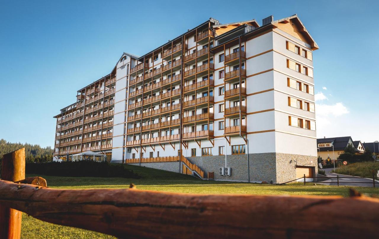 Apartmany Prestige ドノヴァリ エクステリア 写真