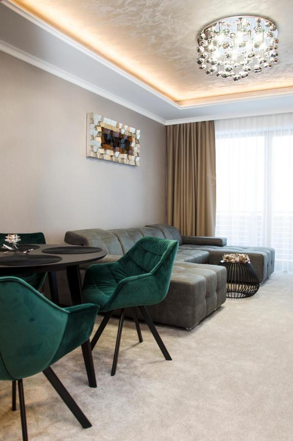 Apartmany Prestige ドノヴァリ エクステリア 写真